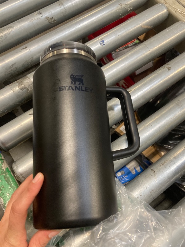 Photo 3 of  *** missing straw *** Stanley Quencher H2.0 FlowState Stainless Steel Vacuum Insulated Tumbler with Lid and Straw for Water, Iced Tea or Coffee, Smoothie and More, Black 2.0, 64oz