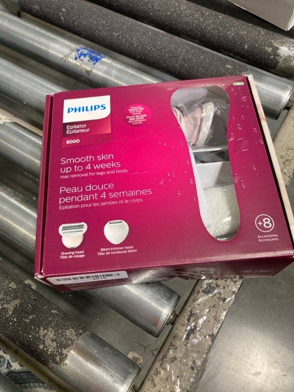 Photo 3 of ***USED****Philips Epilator Series 8000, Wet & Dry, 3-in-1 with Shaver & Trimmer Attachments for Women, 8 Accessories Included, BRE720/14 Series 8000 + 8 Accessories