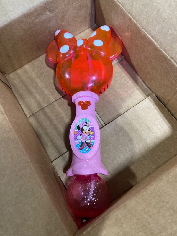 Photo 2 of ***Used*****tle Kids Disney Minnie Mouse Light and Sound Musical Bubble Wand, Includes Bubble Solution, Plastic, Multi (2051)