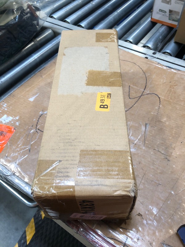 Photo 1 of HUAESIN 18 inches Artificial Money Tree Faux Tree Table Top Fake Potted Plants Indoor Small Silk Tree Pachira Aquatica for Home Table Bedroom Kitchen Office Porch Decor Aesthetic