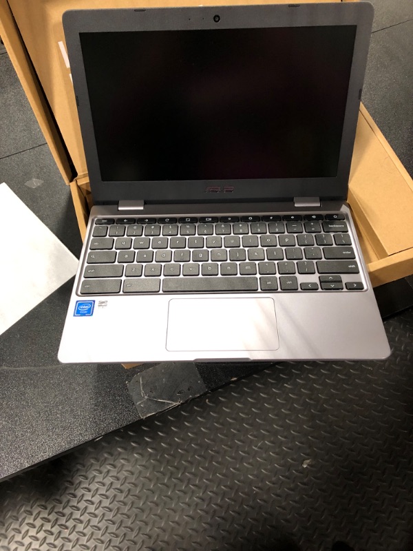 Photo 1 of ** NO REFUNDS**  ASUS Chromebook CX22N 11.6-inch HD Non-Touch 32GB eMMC Intel Celeron N3350 (4GB RAM, Intel UHD Graphics, SD Card Reader) Grey, CX22NA-211.BB01 