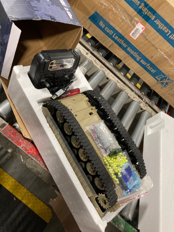 Photo 1 of Supdex 1:18 RC Tank, 2.4Ghz M1A2 Abrams Remote Control Tank Model Toys, 15 Channel Battle Army Tank with Smoke, Light and Sound, Military RC Vehicle for Adult and Kid That Shoots BBS and Water Bombs