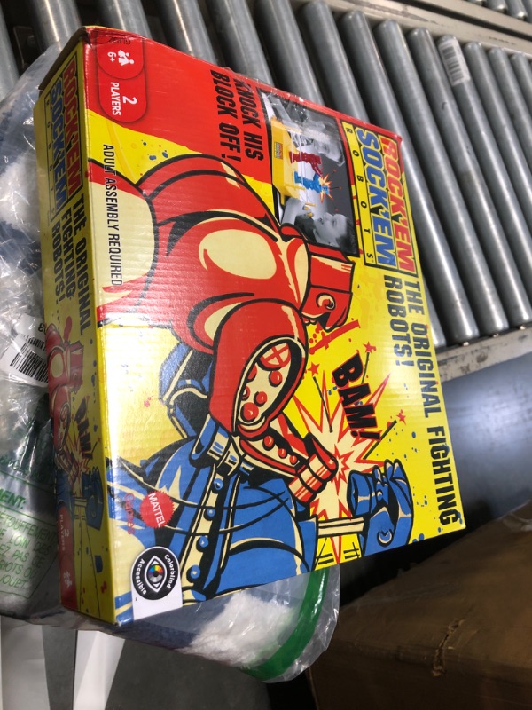 Photo 1 of Mattel Games Rock 'Em Sock 'Em Robots Kids Game, Fighting Robots with Red Rocker & Blue Bomber, Knock His Block Off