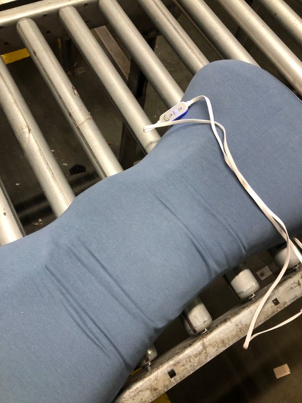 Photo 2 of ***tested, heat function work on low and medium, didn't test for high*** unknown brand heating pillow