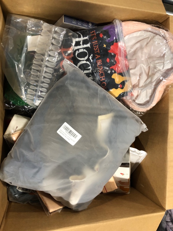 Photo 1 of **AS IS / NO RETURNS -  FINAL SALE***
***BUNDLED BAG OF MISC ITEMS  ***