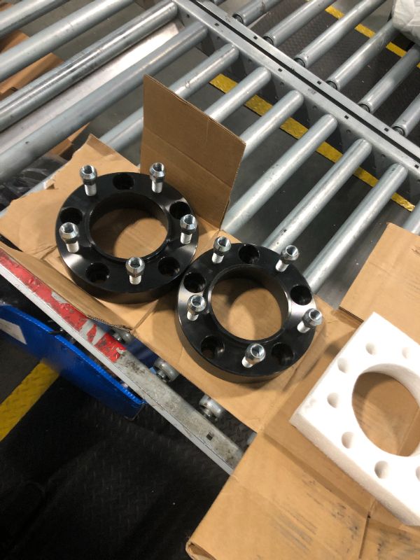 Photo 2 of ***ONLY 2, MISSING ANOTHER 2, one of the nut stuck*** BRTEC 1.5in Hubcentric Wheel Spacers for Toyota 1998-21 Land Cruiser 08-21 Sequoia 07-21 Tundra 98-07 LX 470, 08-21 LX 570 (110mm Bore, 14x1.5 Studs) 5x150mm to 5x150mm Wheel Spacers 4PCS