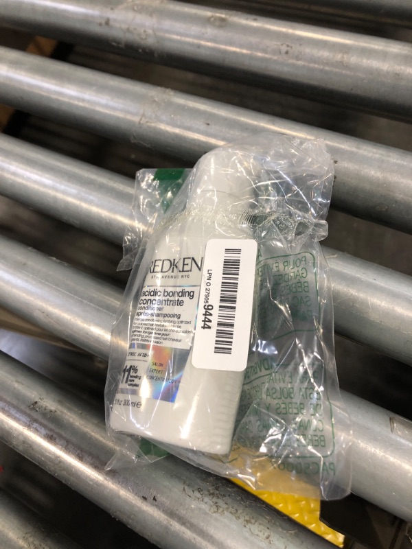 Photo 1 of Redken Bonding Conditioner for Damaged Hair Repair | Strengthens and Repairs Weak and Brittle Hair | Acidic Bonding Concentrate | Safe for Color-Treated & All Hair Types