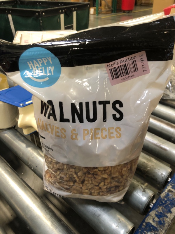 Photo 2 of Amazon Brand - Happy Belly California Walnuts Halves and Pieces, 40 ounce