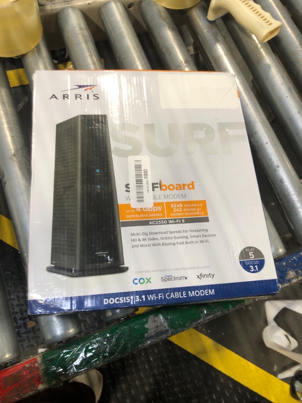 Photo 2 of ARRIS SURFboard SBG8300 DOCSIS 3.1 Gigabit Cable Modem & AC2350 Wi-Fi Router , Comcast Xfinity, Cox, Spectrum & more, 1 Gbps Max Internet Speeds , 4 OFDM Channels