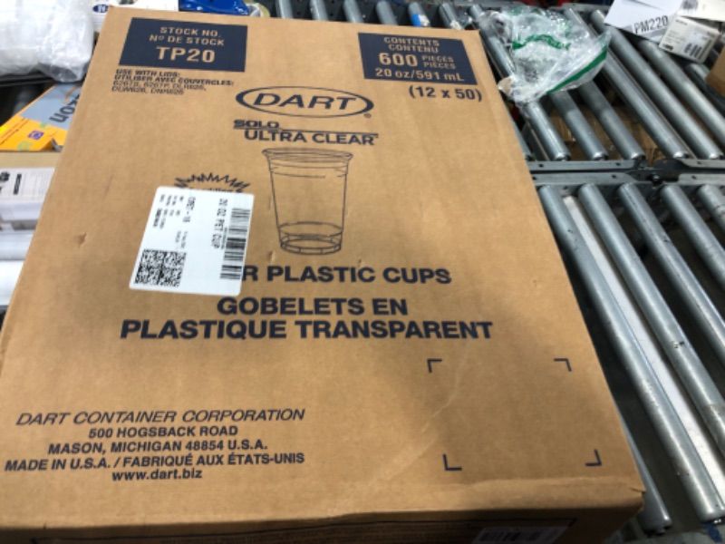 Photo 1 of DART 20 oz Ultra Clear PET Plastic Cup, 12 sleeves of 50 cups (TP20) (1 Pallet of 20 Cases, 12000 Count Total)