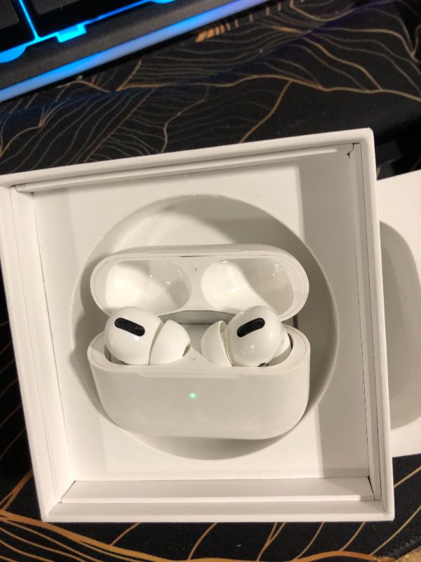 Photo 5 of Airpods Pro 1st gen