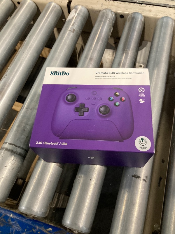 Photo 2 of 8Bitdo Ultimate 2.4G Wireless Controller