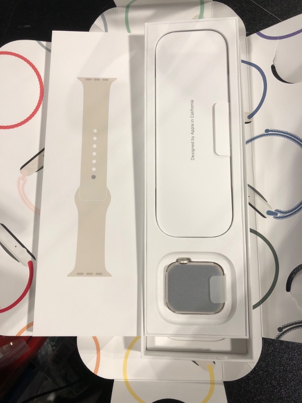 Photo 5 of Apple Watch SE (2nd Gen) [GPS 40mm] Smartwatch with Starlight Aluminium Case with Starlight Sport Band S/M. Fitness and Sleep Trackers