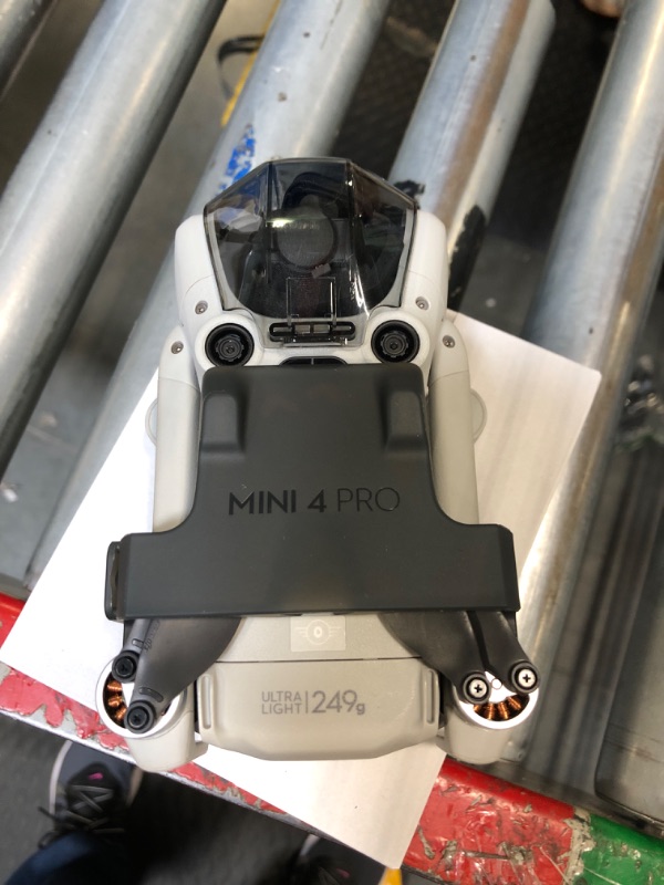 Photo 3 of DJI Mini 4 Pro (DJI RC-N2)