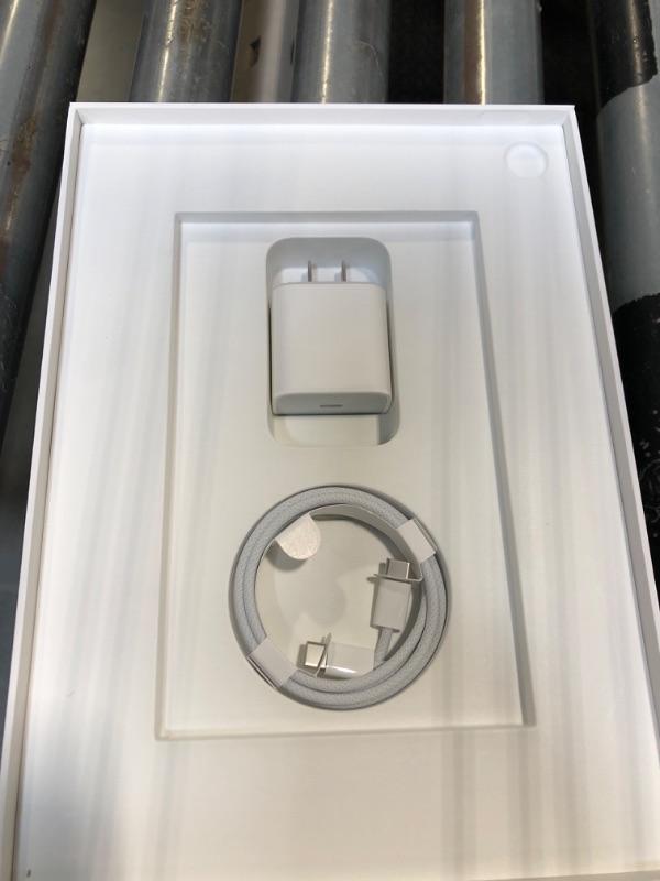 Photo 1 of Apple iPad (10th Generation): with A14 Bionic chip