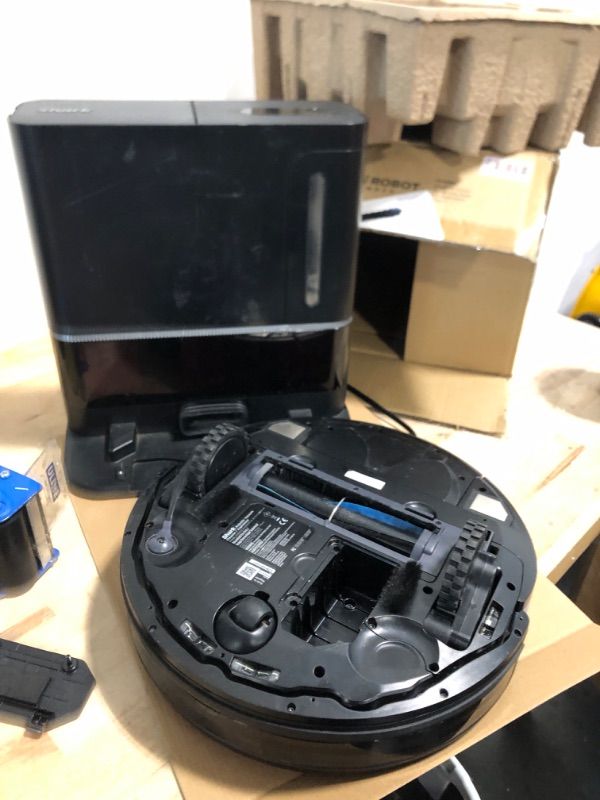 Photo 4 of ***USED***Shark AV2501S AI Ultra Robot Vacuum, with Matrix Clean, Home Mapping, 30-Day Capacity HEPA Bagless Self Empty Base, Perfect for Pet Hair, Wifi, Dark Grey