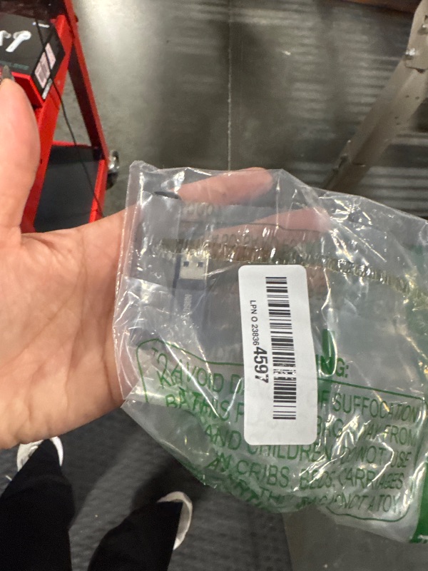 Photo 1 of SanDisk 128GB iXpand Flash Drive Luxe - The 2-in-1 USB for iPhone, iPad, and Computer - Thumb Drive with Lightning and USB Type-C Connectors – SDIX70N-128G-GN6NE