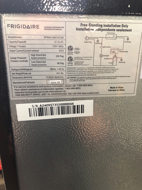 Photo 5 of ***handle is off, not sure if can attach back on or not. Parts in the freezer compartment*** Frigidaire, 3.1 CU FT. Capacity 2 Door Compact Refrigerator with Chrome Trim , EFR391, Platinum
