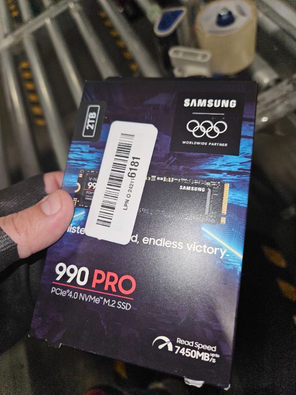 Photo 2 of ***brand new, factory sealed***
SAMSUNG 990 PRO SSD NVMe M.2 PCIe Gen4, M.2 2280 Internal Solid State Hard Drive, Seq. Read Speeds Up to 7,450 MB/s for High End Computing, Gaming, and Heavy Duty Workstations, MZ-V9P2T0B/AM