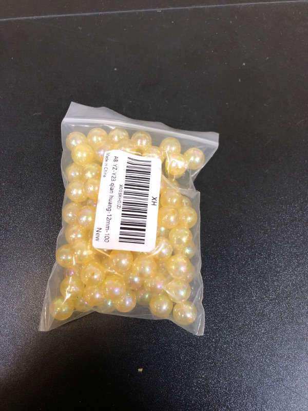 Photo 2 of 100pcs Acrylic Round Beads 12mm AB Colors Craft Beads Round Spacer Beads with Holes for Earring Bracelet Necklace Key Chains Jewelry Making(Light Yellow AB)