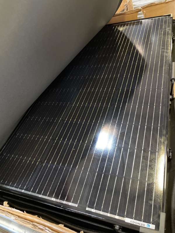 Photo 2 of Renogy 200 Watt 12 Volt Monocrystalline Foldable Solar Suitcase