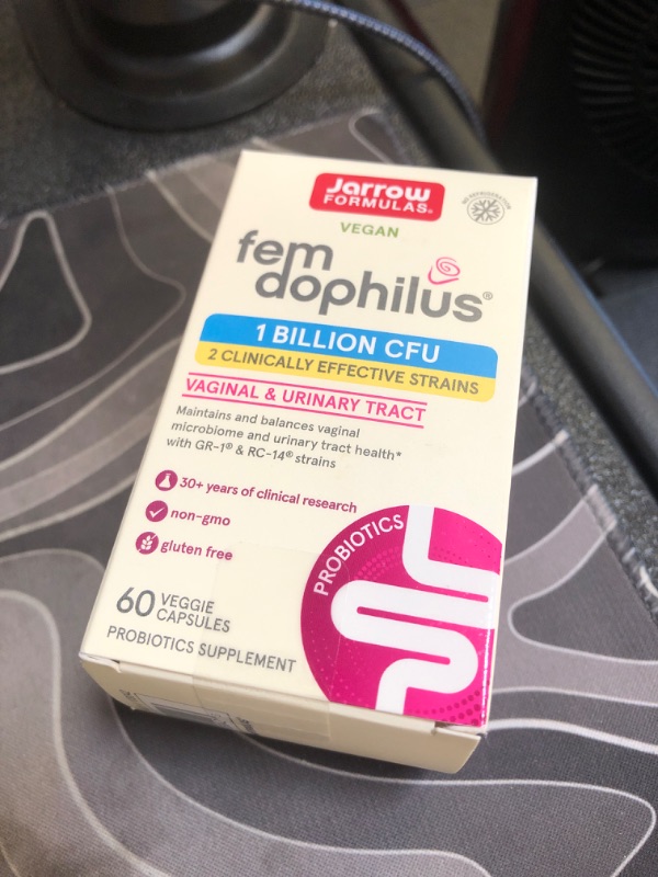 Photo 1 of Jarrow Formulas Fem-Dophilus Probiotics 1 Billion CFU With 2 Clinically Effective Strains, Dietary Supplement for Vaginal Health and Urinary Tract Health, 60 Veggie Capsules, 60 Day Supply Unflavored 60 Count (Pack of 1) EXP 11/2024