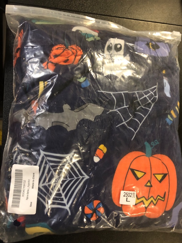 Photo 2 of Mens Halloween Pajama Set Size Large 