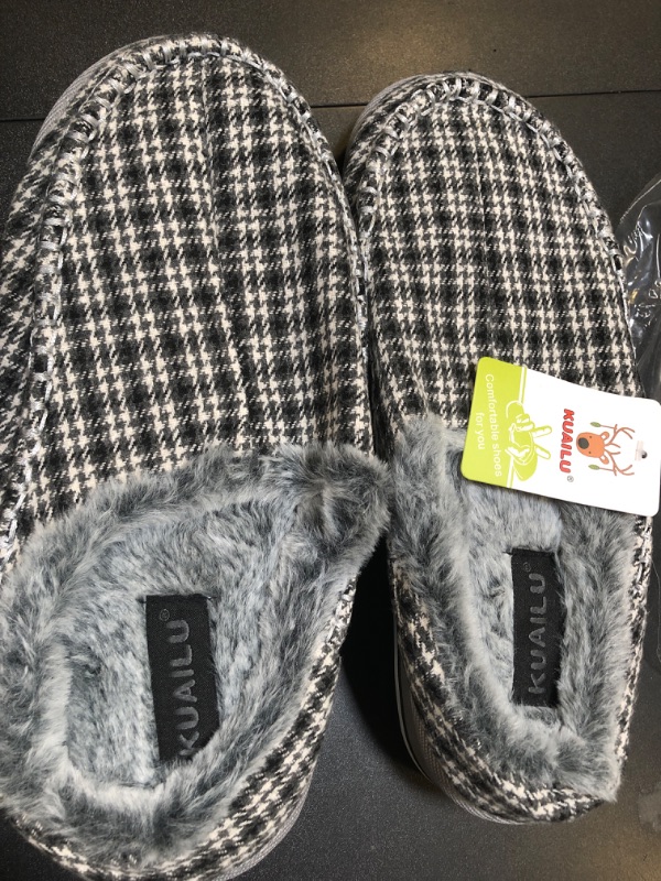 Photo 1 of KUAILU Mens Grey Plaid Slippers Memory Foam Size 10 