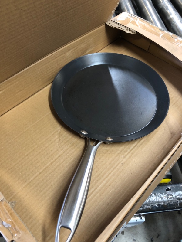 Photo 2 of USED---Cook N Home 10.25-Inch Nonstick Heavy Gauge Crepe Pancake Pan Griddle, 26cm, Black