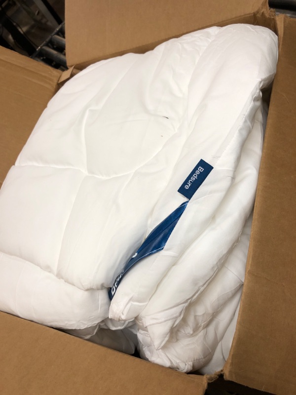 Photo 1 of  comforter - white 