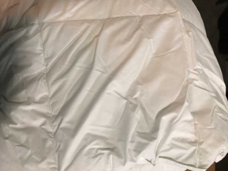 Photo 2 of Full/Queen All Seasons Performance Down Alternative Comforter - Threshold™: 250 Thread Count, Moisture-Wicking, Machine Washable