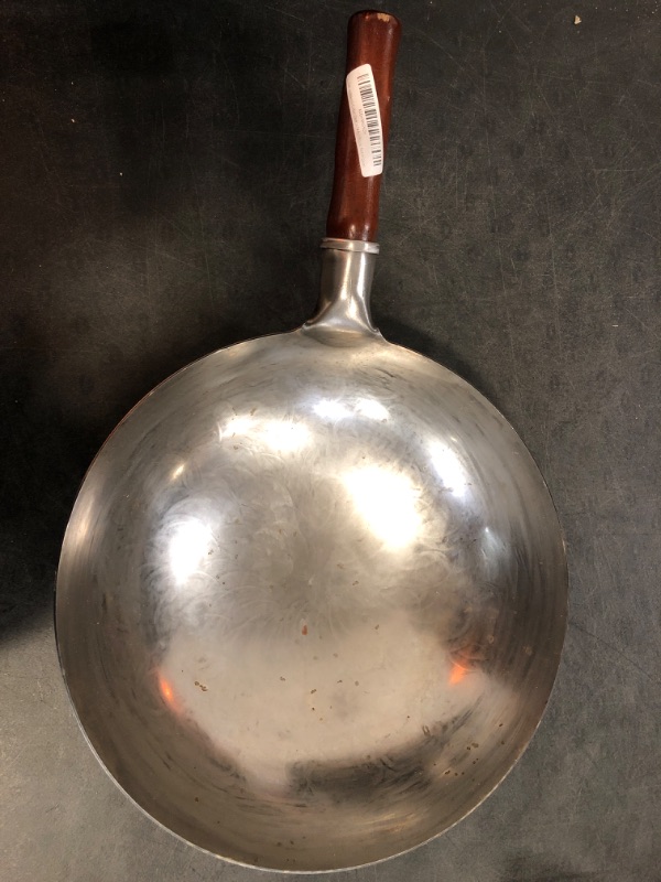 Photo 2 of Carbon Steel Wok Traditional Hand Hammered Wok,14 Inch,Round Bottom (Steel) Maroon Colored Handle 