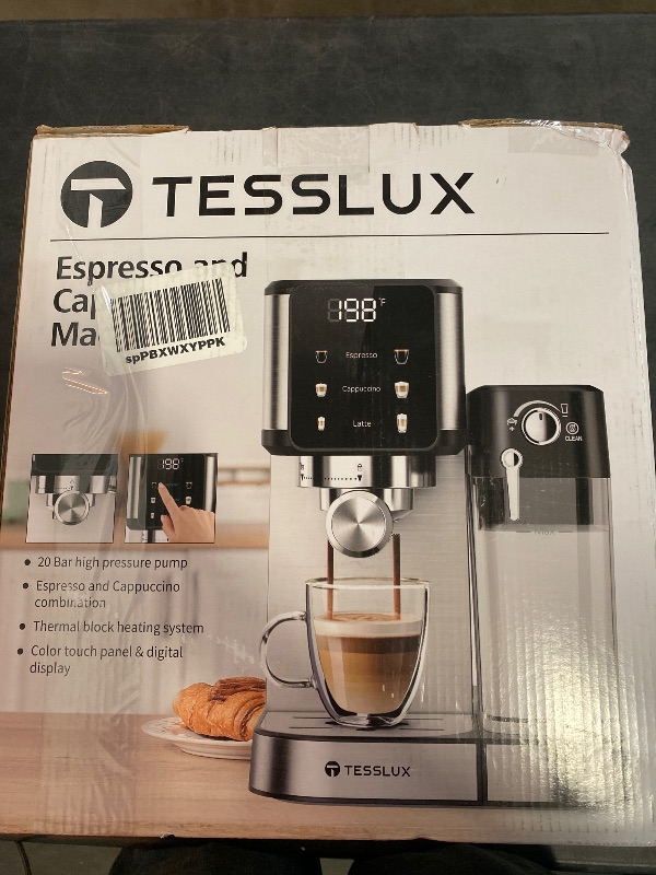 Photo 3 of EspressoWorks 19-Bar Espresso, Cappuccino and Latte Maker 10-Piece Set - Brew Cappuccino and Latte with One Button - Espresso Machine with Milk Steamer 1250W - Coffee Gifts (Silver)
