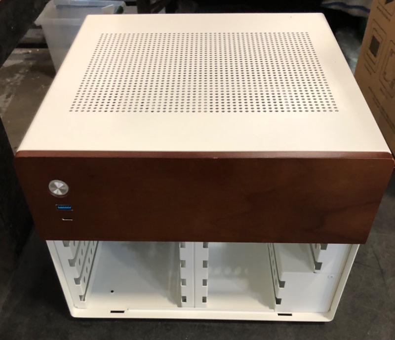 Photo 1 of JONSBO N4 White NAS Pc Case, Walnut Wood, 8-Drive Bay/6 * 3.5 "HDD (4 hot-swap,2 Non hot-swap), 2 * 2.5SSD,Micro ATX Chassis USB3.2Gen2Type-C, 1x120mm Fan Built-in, White