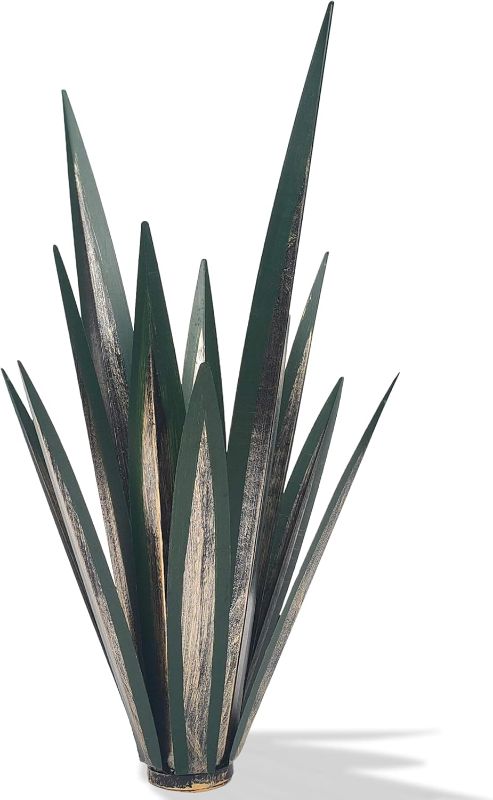 Photo 1 of Large Metal Agave Plant Outdoor Garden Decoration,Outdoor Decorations for Yard,Home Decor Hand Painted Metal Agave Decorative Garden Gift (1 Big Green)