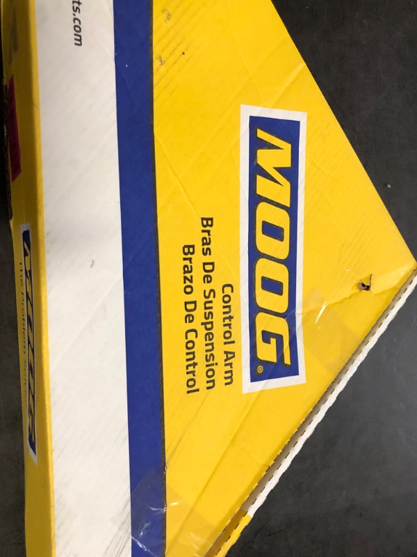 Photo 1 of MOOG CK620054 Front Upper Suspension Control Arm and Ball Joint Assembly for Chevrolet Silverado 2500 HD