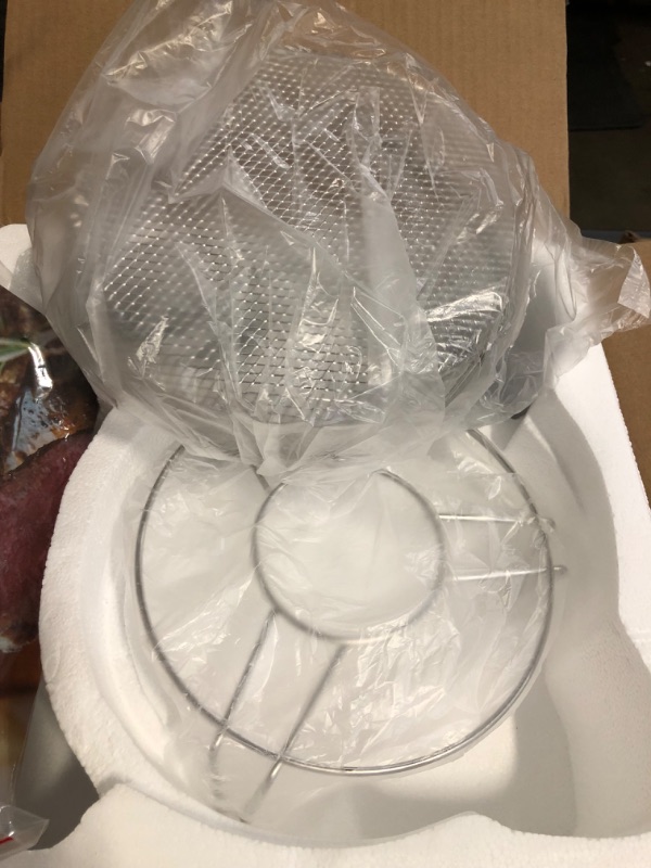 Photo 1 of MOOSOO Pressure Cooker Air Fryer Lid  6 Qt