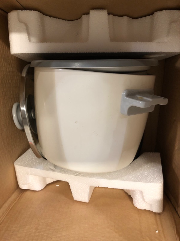 Photo 1 of Zojirushi 3 Cup Rice Cooker/Steamer ( White)