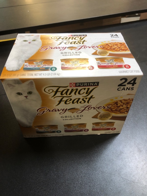 Photo 3 of Purina Fancy Feast Gravy Lovers Poultry and Beef Grilled Gourmet Wet Cat Food Variety Pack - 3 Ounce (Pack of 24) (BB AUG2026)