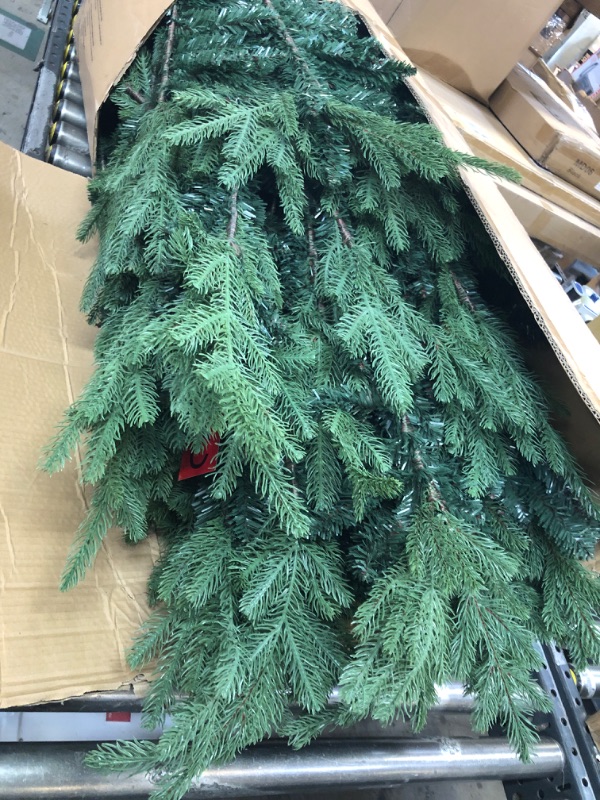 Photo 1 of artificial christmas tree- 