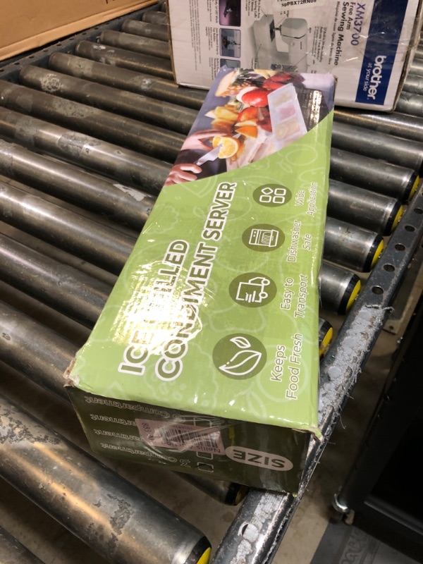 Photo 1 of POWLAB Ice Cooled Condiment Serving Container Fruit Veggie Condiment Caddy Plastic Garnish Station with Lid for Fruit,Ice Cream,Salad Bar-Topping Organizer for Restaurant Supplies (3 Compartments)