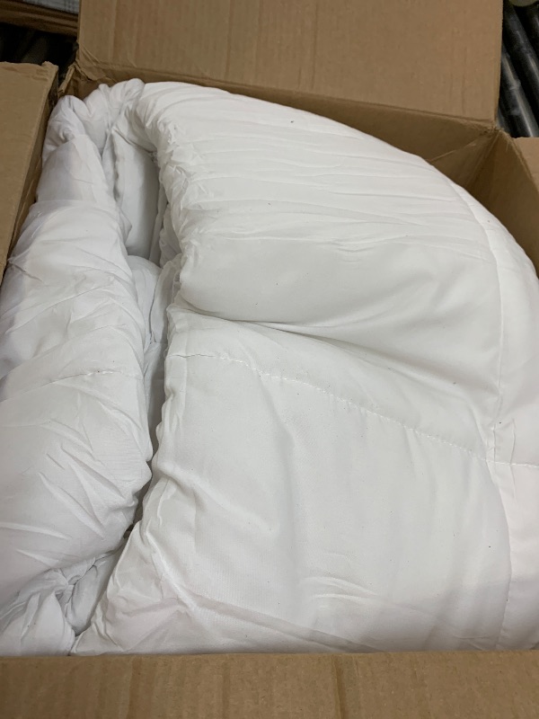 Photo 2 of Newspin Queen Bed in a Bag - 7 Pieces White Comforter Set, All Season Ultra Soft Bedding Comforter Set with Comforter, Flat Sheet, Fitted Sheet, Pillowcases & Shams