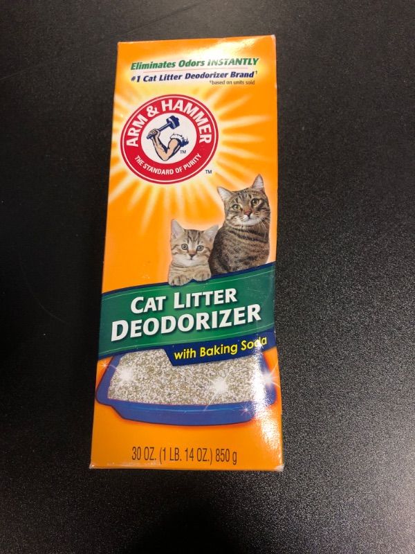 Photo 2 of ARM & Hammer Cat Litter Deodorizer 30 oz 1.88 Pound (Pack of 1)