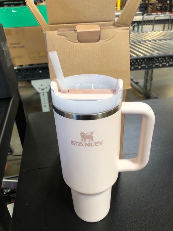 Photo 2 of light pink !! Stanley Quencher H2.0 FlowState Stainless Steel Vacuum Insulated Tumbler with Lid and Straw for Water, Iced Tea or Coffee, Smoothie and More, , 40 OZ / 1.18 L