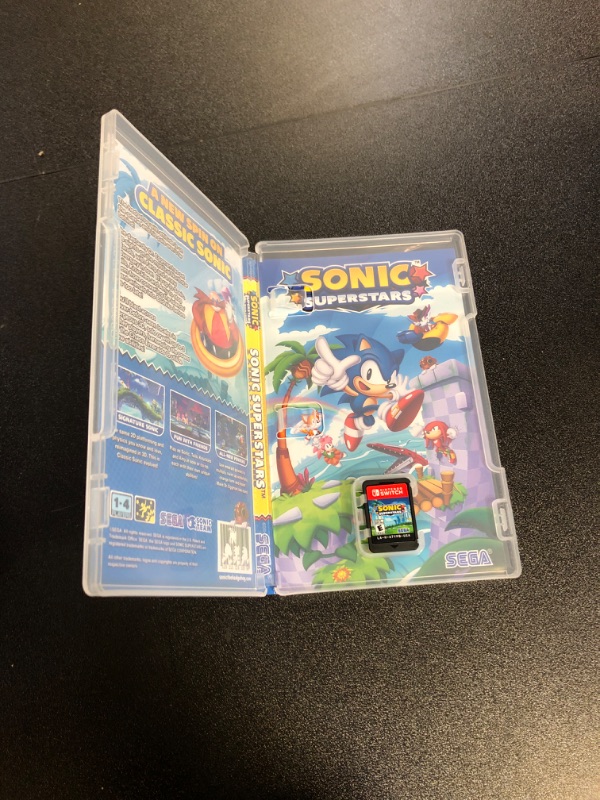 Photo 2 of Sonic Superstars - Nintendo Switch Nintendo Switch Standard