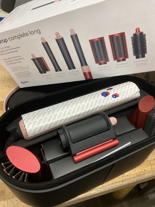 Photo 1 of ***SEE NOTES***
Dyson Special edition Airwrap™ Complete long multi-styler in Strawberry bronze and blush pink with Detangling comb