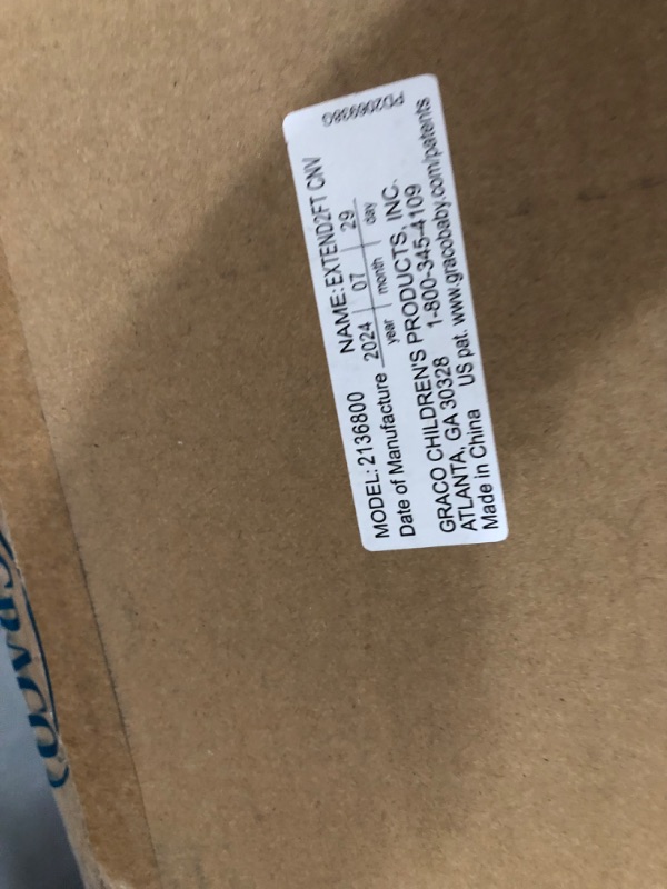 Photo 1 of Graco Extend2Fit Convertible Car Seat, Rear-Facing and Forward-Facing, Extended Rear-Facing Seat Option, Redmond, Ideal for Newborns, Infants, and Toddlers