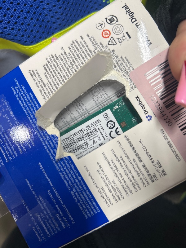 Photo 1 of Western Digital 1TB WD Blue SA510 SATA Internal Solid State Drive SSD - SATA III 6 Gb/s, M.2 2280, Up to 560 MB/s - WDS100T3B0B