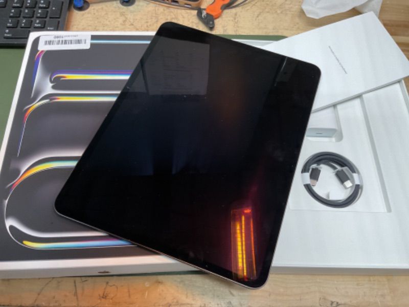 Photo 4 of Apple iPad Pro 13-Inch (M4): Built for Apple Intelligence, Ultra Retina XDR Display, 256GB, 12MP Front/Back Camera, LiDAR Scanner, Wi-Fi 6E, Face ID, All-Day Battery Life — Space Black