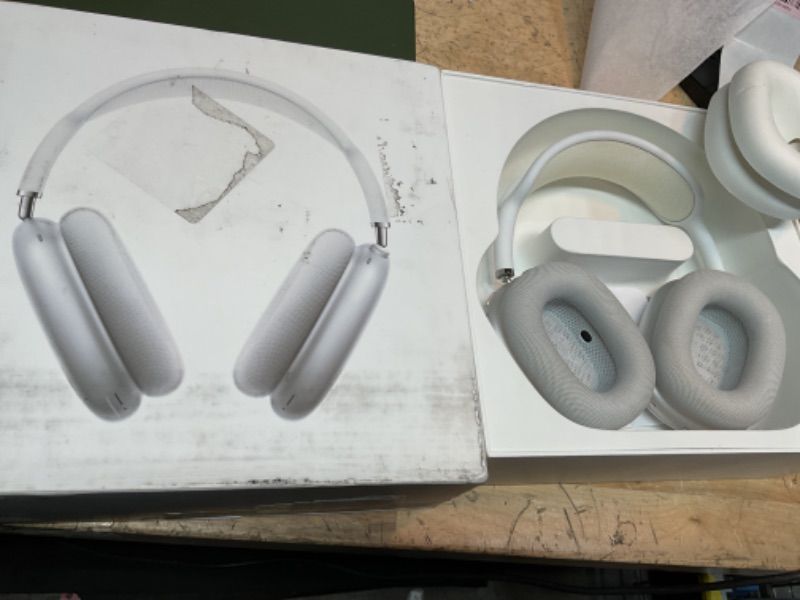 Photo 2 of Apple AirPods Max Wireless Over-Ear Headphones, Active Noise Cancelling, Transparency Mode, Personalized Spatial Audio, Dolby Atmos, Bluetooth Headphones for iPhone – Silver